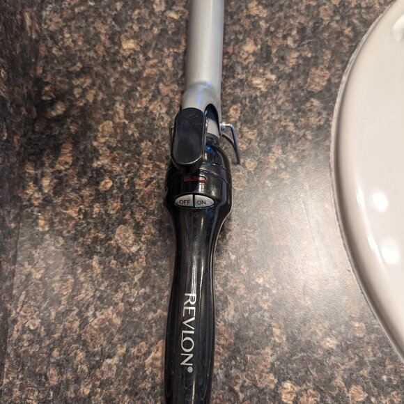 Hair Curler, Crimper, and Spiral Iron - Picture 7 of 12